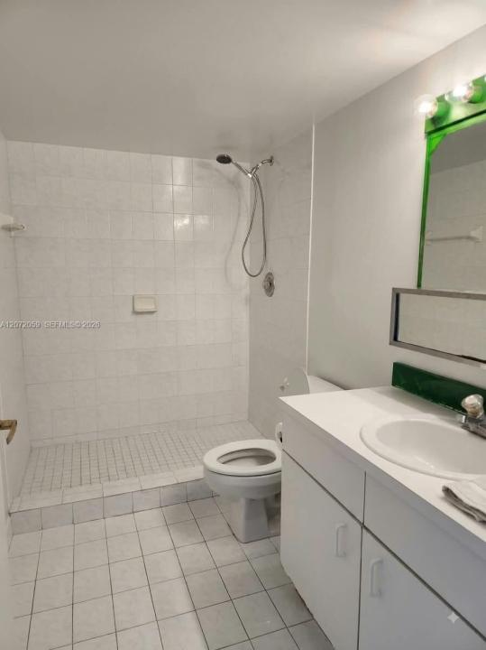1688 West Ave 506, Miami Beach, Floride 33139, États-Unis