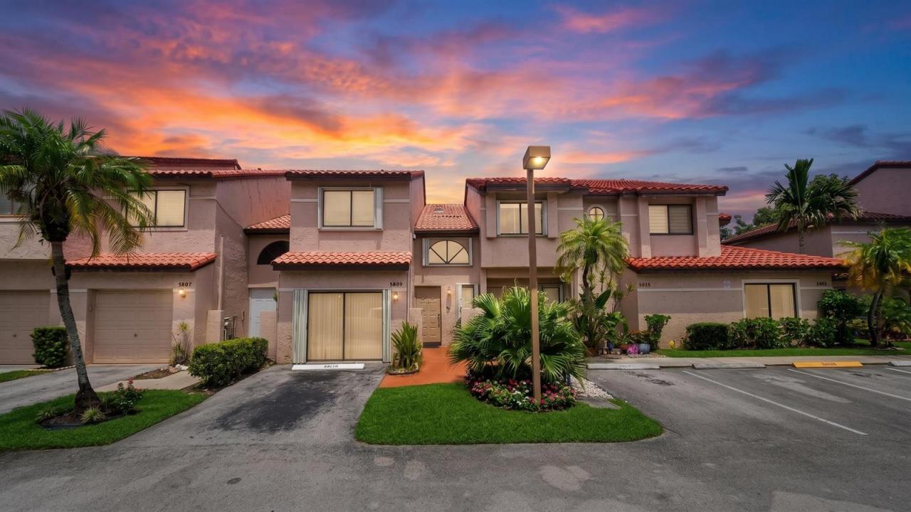 3605 INVERRARY W Boulevard, Lauderhill, Floride 33319, États-Unis