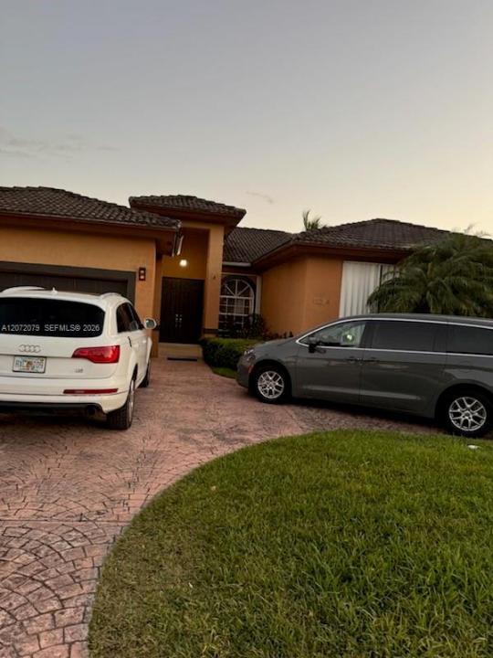 15234 SW 140th St, Miami, Florida 33196, USA
