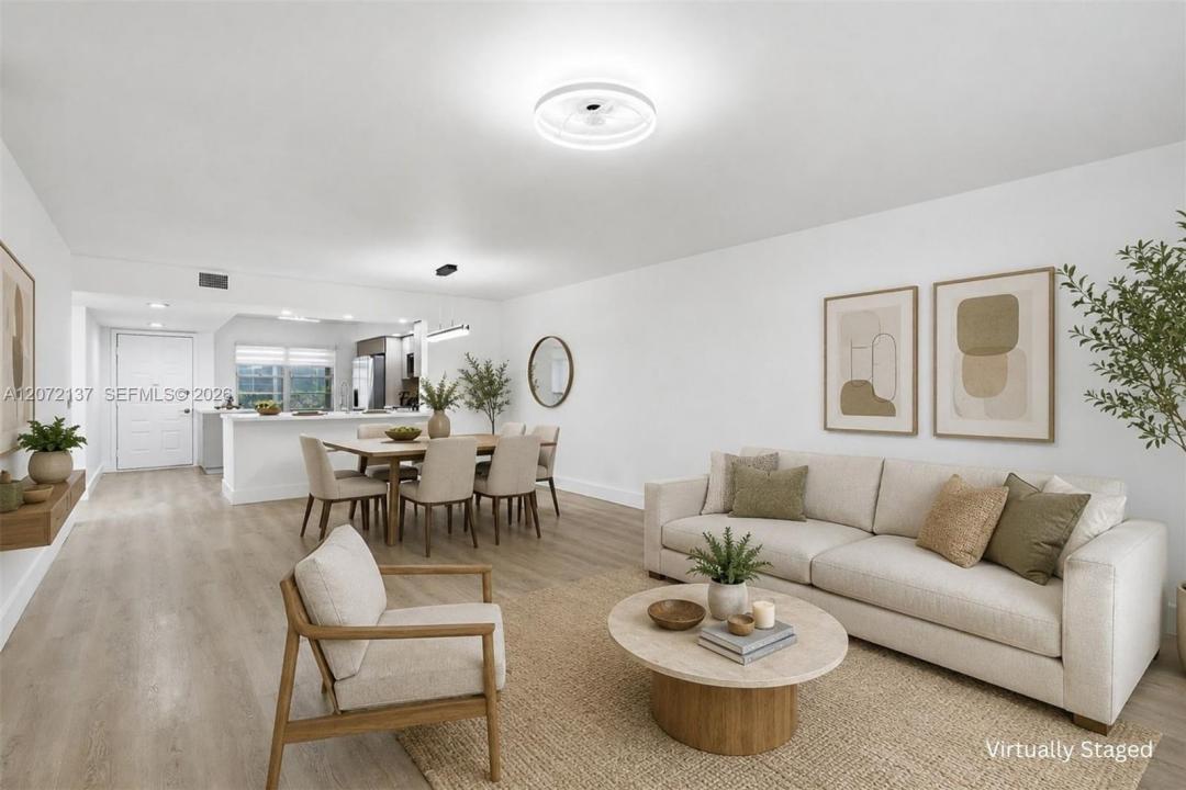 300 SW 130th Ter 110B, Pembroke Pines, Florida 33027, USA