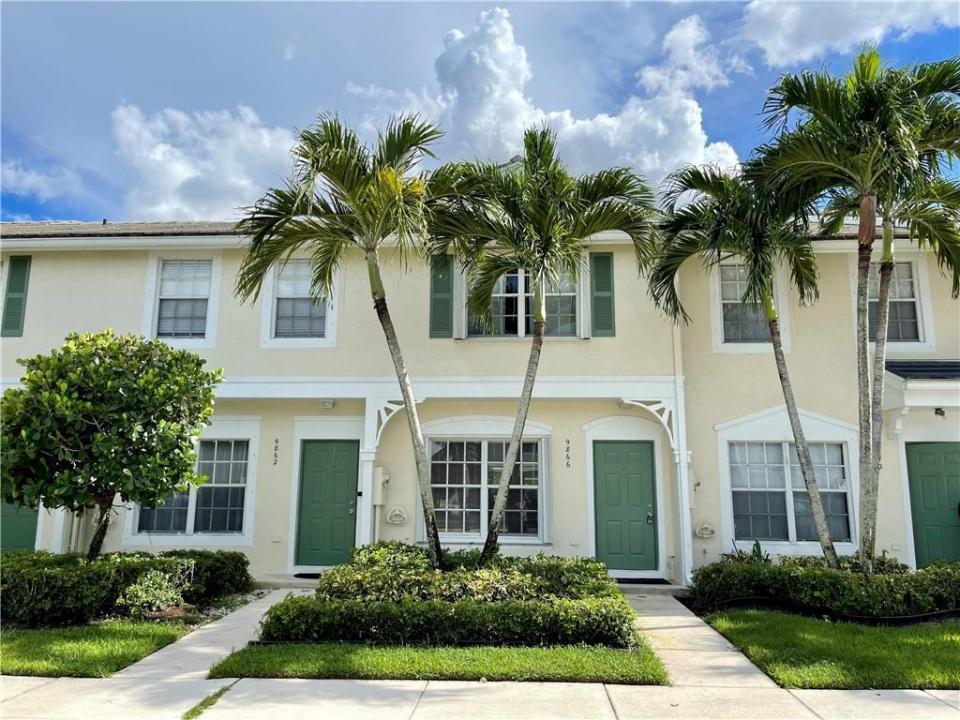 5662 NW 99TH Way, Coral Springs, Florida 33076, USA