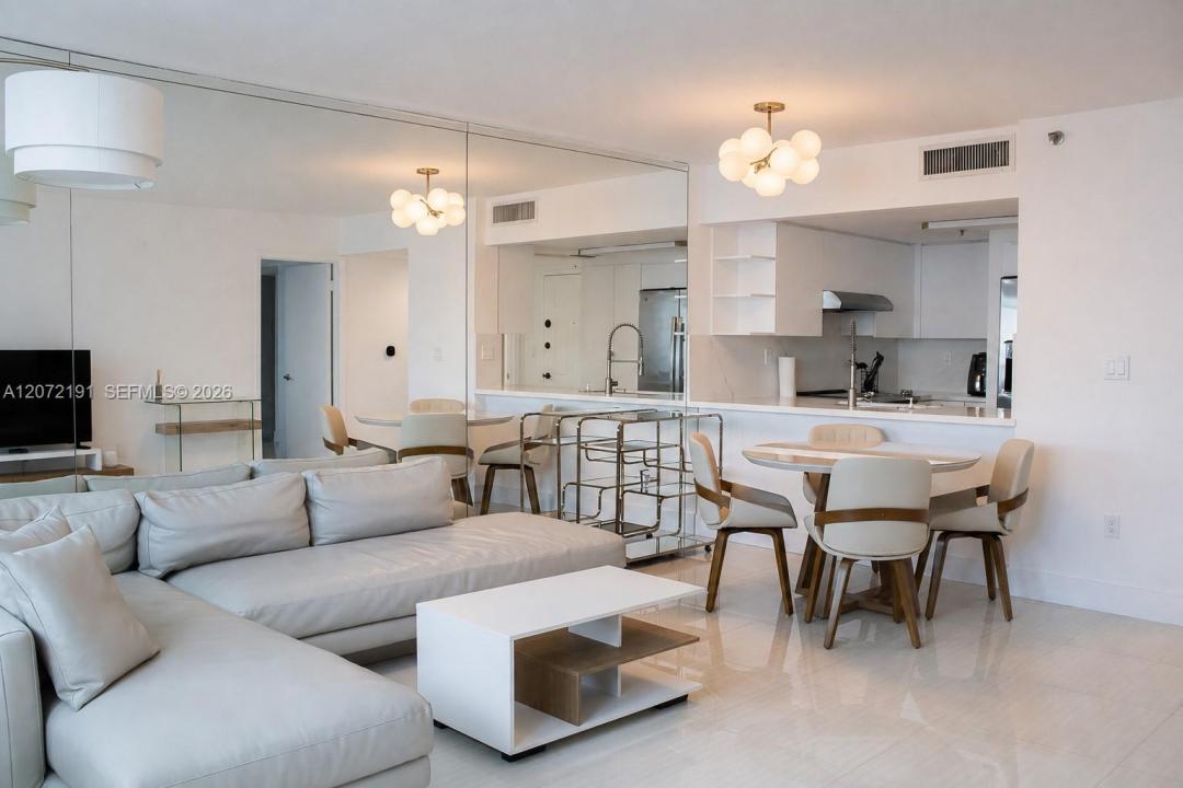 540 Brickell Key Dr 1101, Miami, Florida 33131, Stati Uniti
