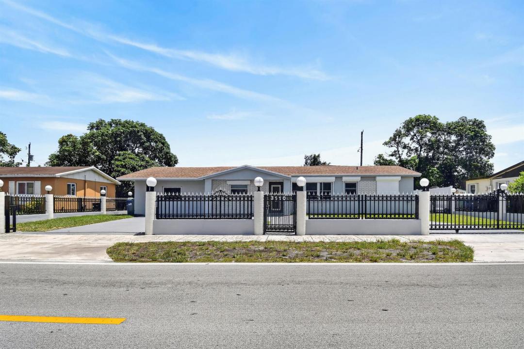 3110 NW 211TH Street, Miami Gardens, Florida 33056, USA