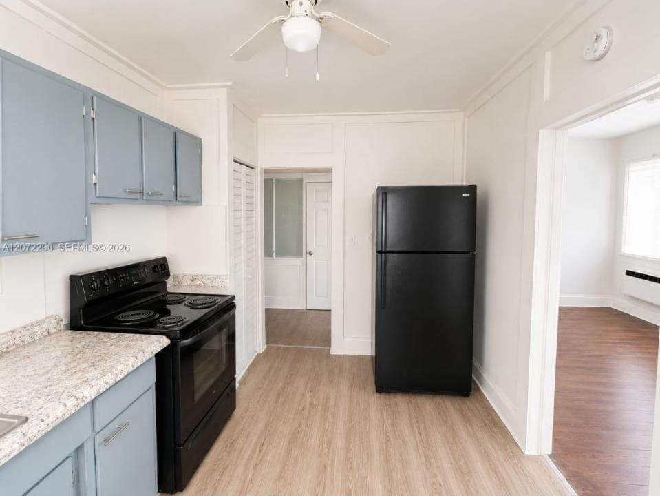 955 Buchanan St 3, Hollywood, Florida 33019, Stati Uniti