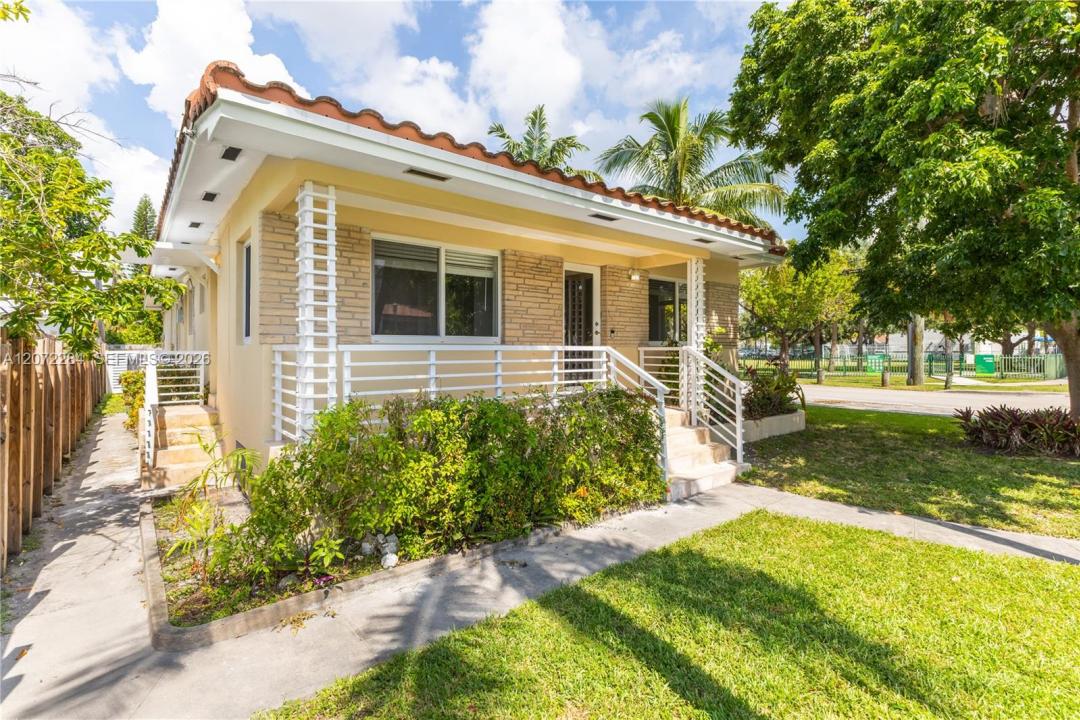 5990 NE 5th Ave, Miami, Florida 33137, USA