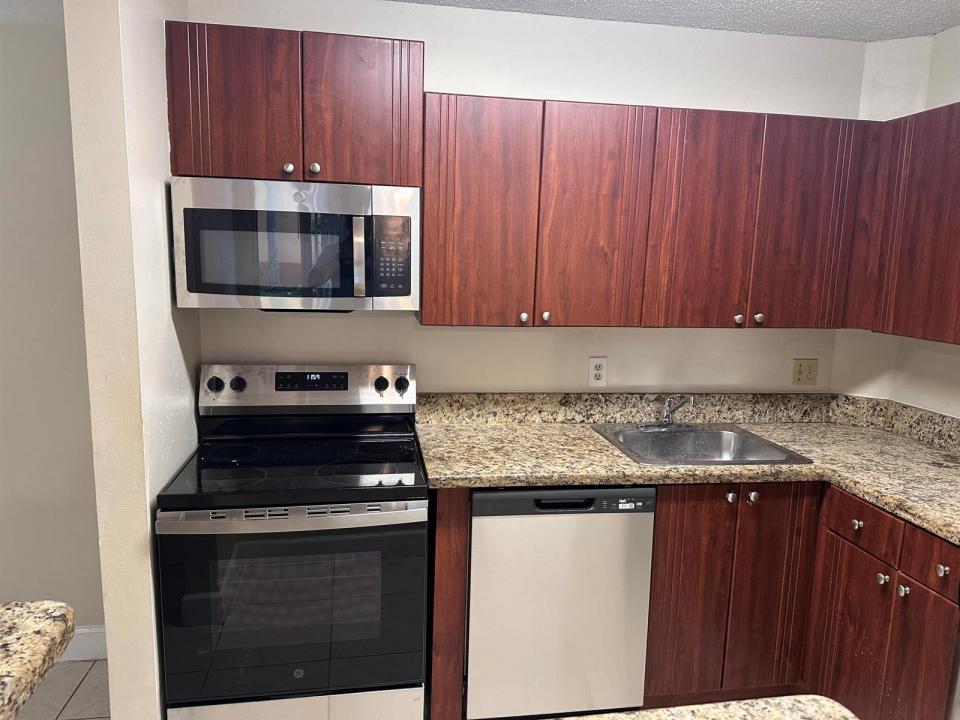 10773 CLEARY Boulevard 110, Plantation, Floride 33324, États-Unis
