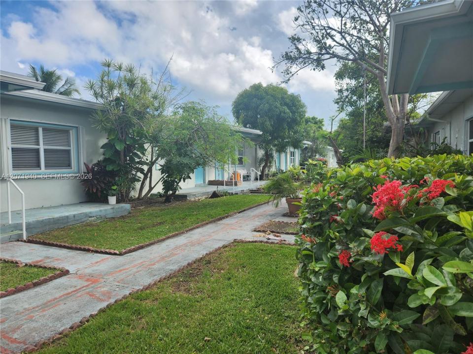 1239 Marseille Dr 4, Miami Beach, Floride 33141, États-Unis