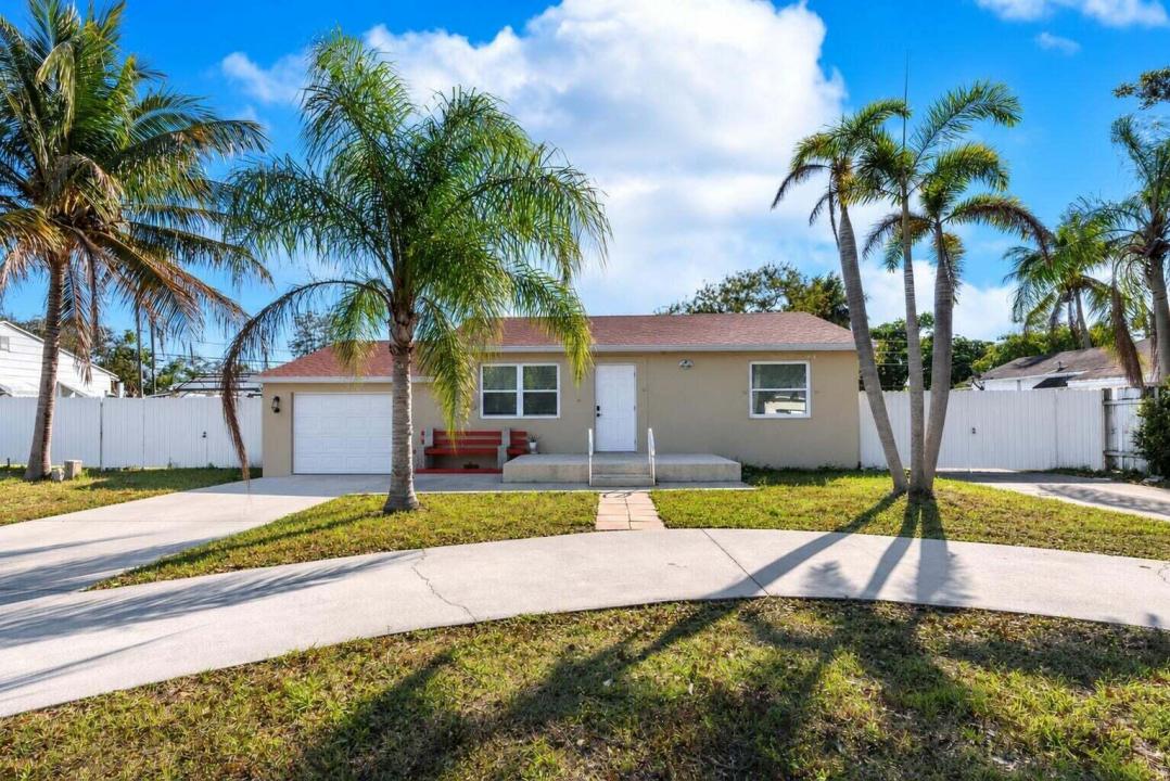 3914 Serubi Avenue, Palm Springs, Florida 33461, Stati Uniti