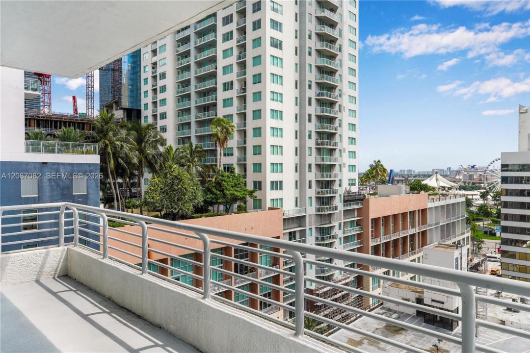 133 NE 2nd Ave 1102, Miami, Florida 33132, USA