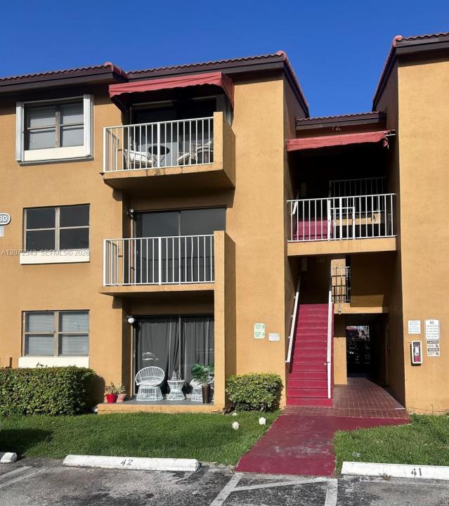 15630 SW 80th St I-203, Miami, Florida 33193, Stati Uniti