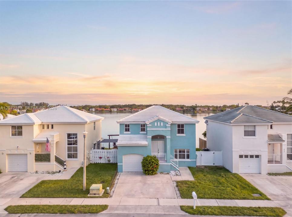 6733 Bayfront Dr, Margate, Florida 33063, Amerika Birleşik Devletleri