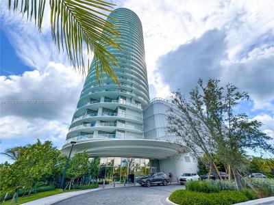 2411 LAGUNA CIRCLE 809, North Miami, פלורידה 33181, ארצות הברית של אמריקה 