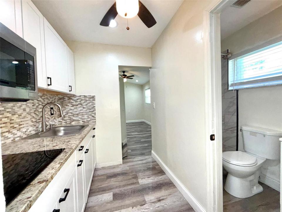 3548 NW 39th Avenue, Lauderdale Lakes, Floride 33309, États-Unis