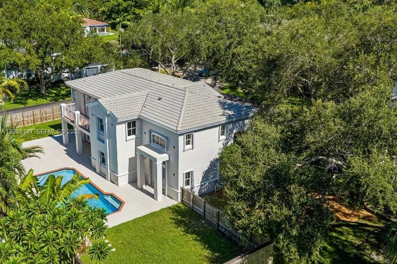 7605 SW 147th St, Palmetto Bay, Florida 33158