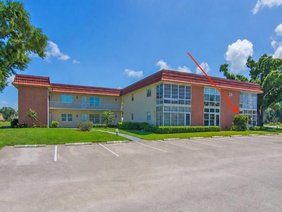 24 Pine Arbor Lane 103, Vero Beach, Florida 32962, USA