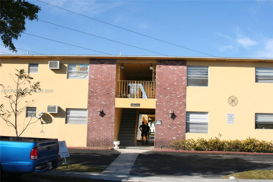 12905 Arch Creek Rd 8, North Miami, Floride 33161, États-Unis