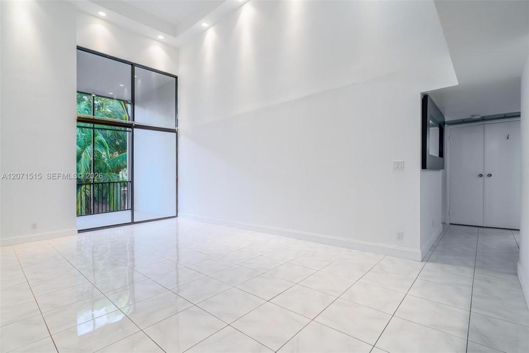 20347 W Country Club Dr TH15, Aventura, Флорида 33180, Соединенные Штаты