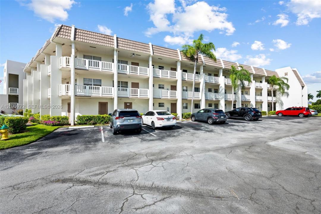 6890 Royal Palm Blvd 211H, Margate, Floride 33063, États-Unis