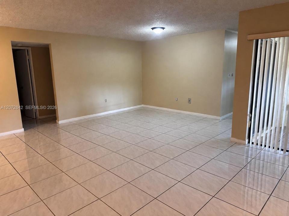 8810 SW 123rd Ct M110, Miami, Floride 33186, États-Unis
