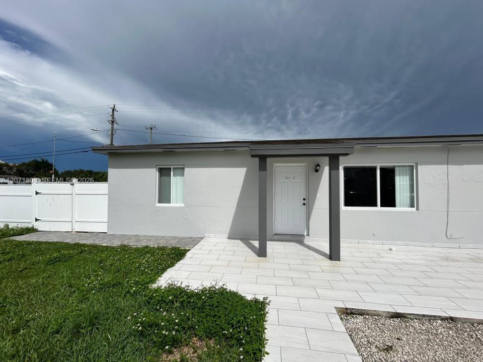 821 NW 1st Ave B, Homestead, Floride 33030, États-Unis