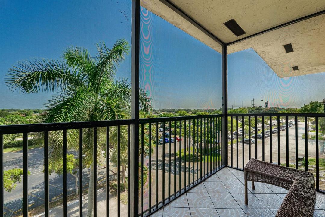 5570 NW 44TH Street 509A, Lauderhill, Floride 33319, États-Unis