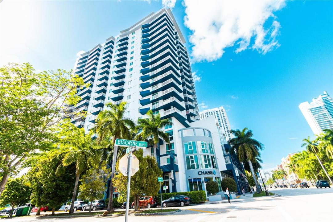 275 NE 18St 1110, Miami, Floride 33132, États-Unis