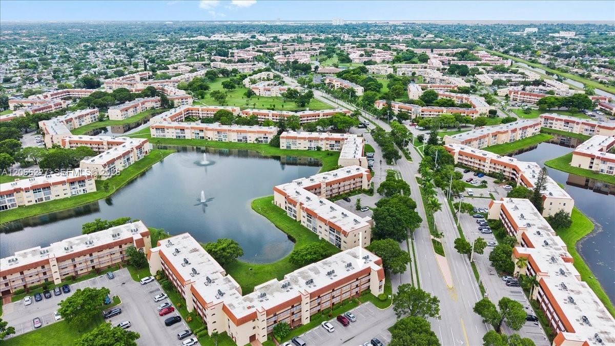 2911 N Pine Island Rd 311, Sunrise, Floride 33322, États-Unis