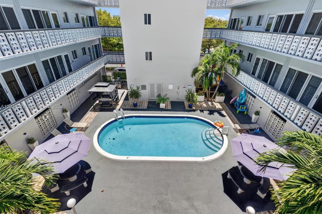 1818 Rodman St 3B, Hollywood, Floride 33020, États-Unis