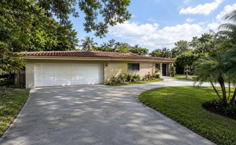 6861 SW 69th Ter, South Miami, فلوريدا 33143, الولايات المتحدة