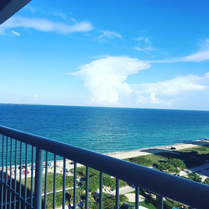 9341 Collins Ave 1203, Surfside, فلوريدا 33154, الولايات المتحدة