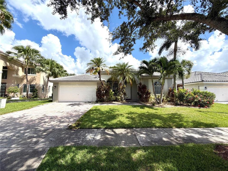 16747 NW 10th St, Pembroke Pines, Floride 33028, États-Unis