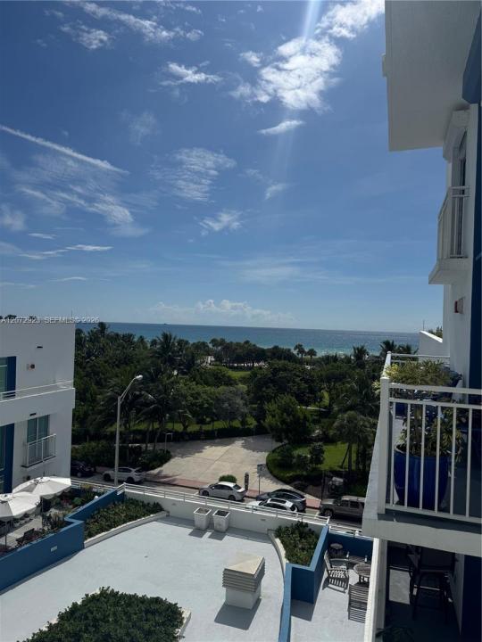 7600 Collins Ave 703, Miami Beach, Floride 33141, États-Unis