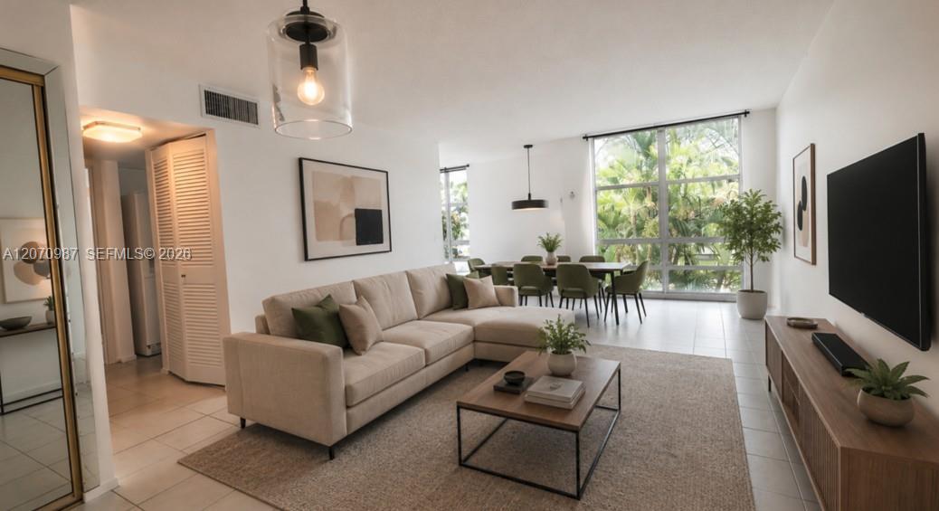 210 172nd St 228, Sunny Isles Beach, Florida 33160, USA