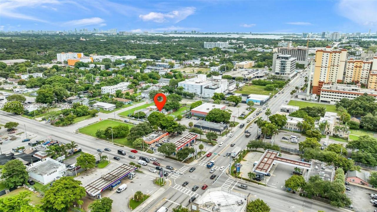 8011 NE Miami Ct, Miami, Florida 33138, USA