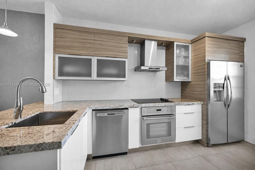 5670 NW 116th Ave 222, Doral, Floride 33178, États-Unis