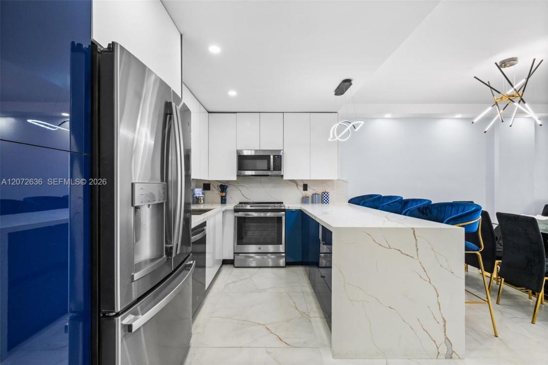 19380 Collins Ave 826, Sunny Isles Beach, Florida 33160, USA