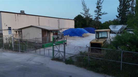 7040 SW 22nd Ct, Davie, Florida 33317, USA