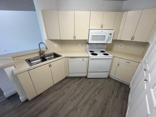 6288 NW 186th St 109, Hialeah, Florida 33015, USA