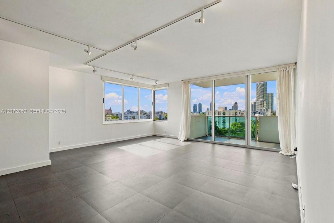 1200 West Ave 815, Miami Beach, Floride 33139, États-Unis