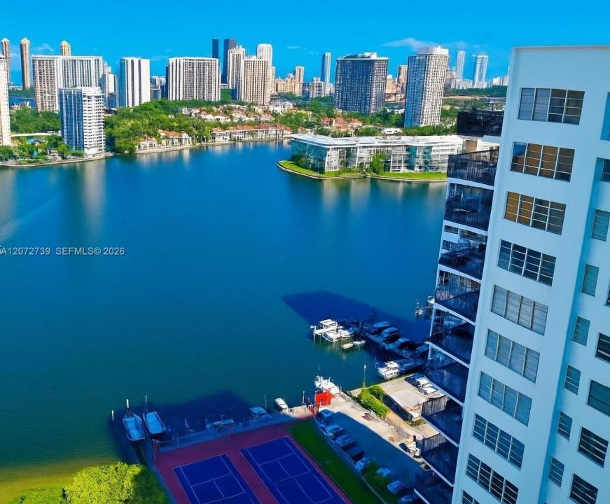 2780 NE 183rd St 717, Aventura, Floride 33160, États-Unis