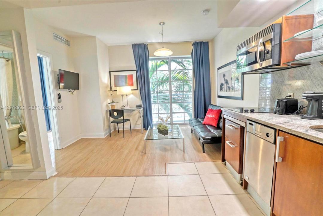 1036 Ocean Dr B202, Miami Beach, Florida 33139, Stati Uniti