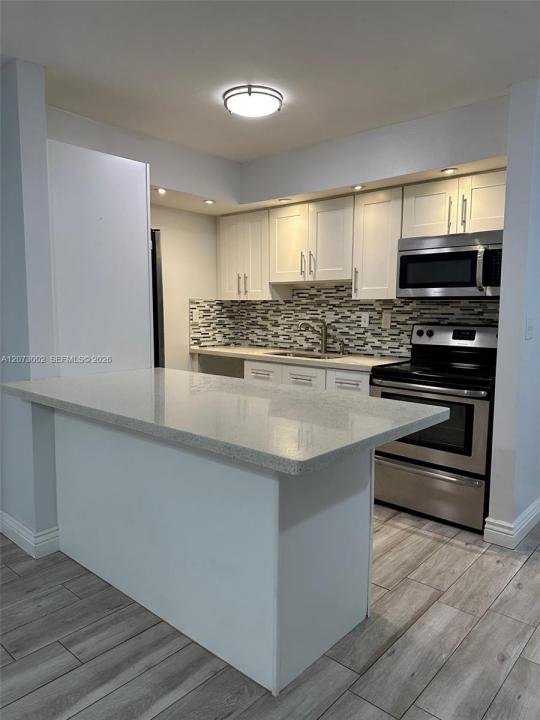 18875 NW 62nd Ave 106, Hialeah, Florida 33015, Stati Uniti