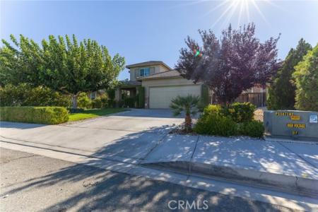 Nicolas Way, Adelanto, California 92301, Stati Uniti