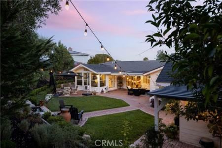 Meads, Orange, California 92869, Stati Uniti