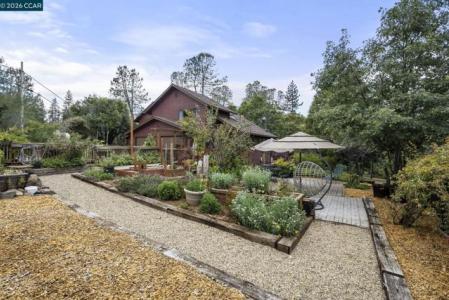Darby Russell Rd, Murphys, Californie 95247, États-Unis