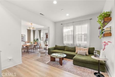 W Tribella Court, Santa Ana, California 92703, Stati Uniti
