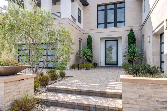 Summit Crest Circle, San Diego, カリフォルニア 92130, アメリカ合衆国