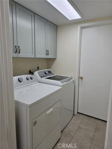 Puritan, Downey, Californie 90242, États-Unis