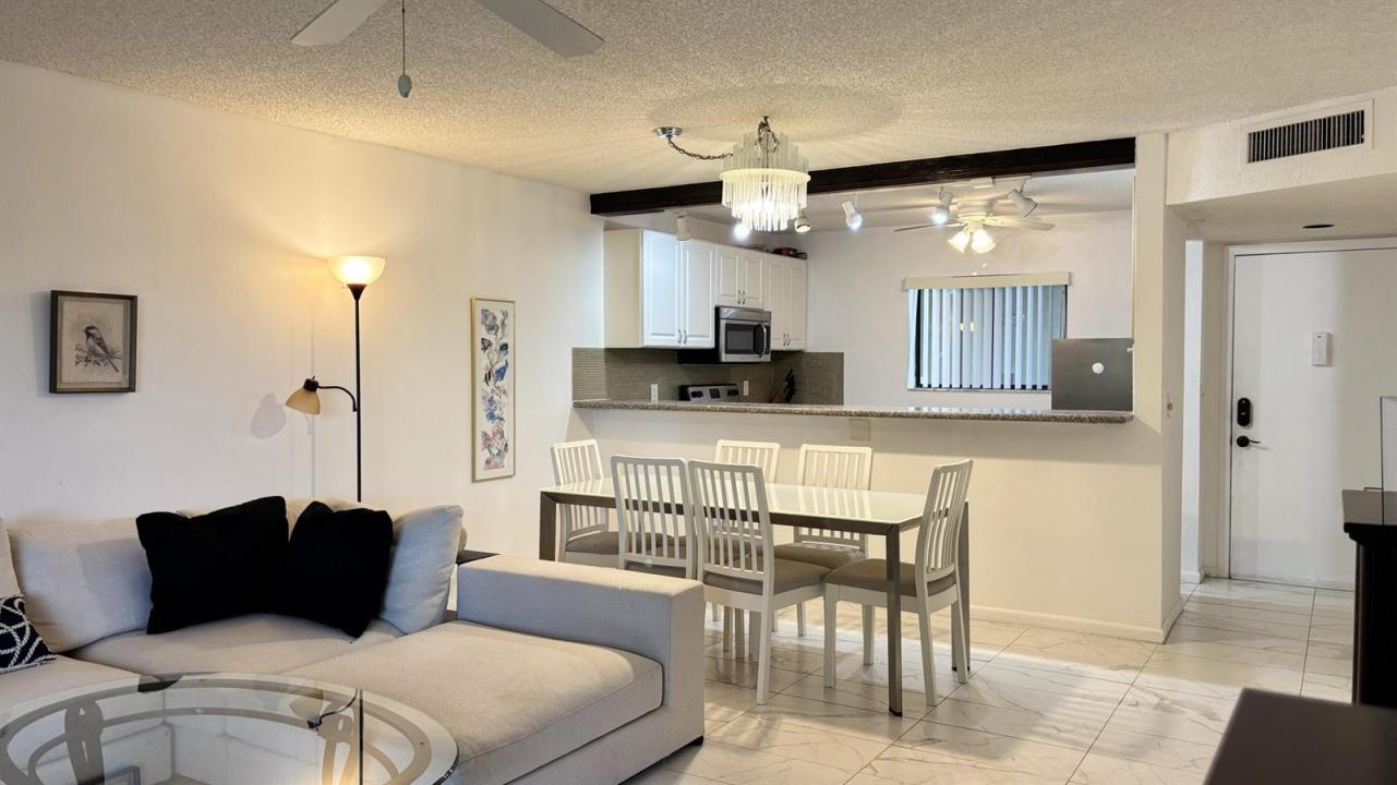 5130 Las Verdes Circle Apt 313, Delray Beach, Floride 33484, États-Unis