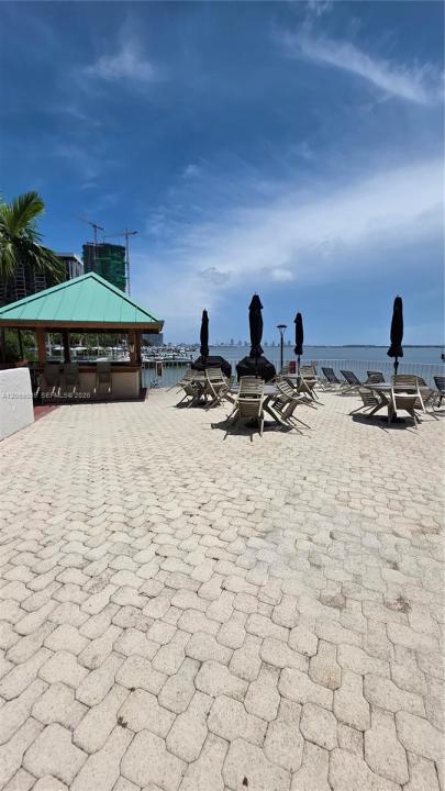 2201 Brickell Ave 96, Miami, Floryda 33129, USA